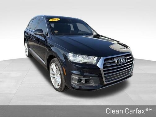 Ink Blue Metallic 2017 Audi Q7 3.0T Prestige