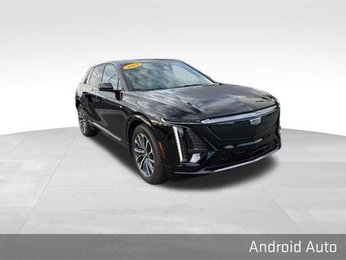 2024 Cadillac LYRIQ Sport