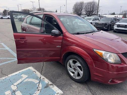 2003 Pontiac Vibe 