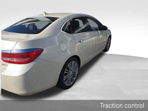 2013 Buick Verano Base