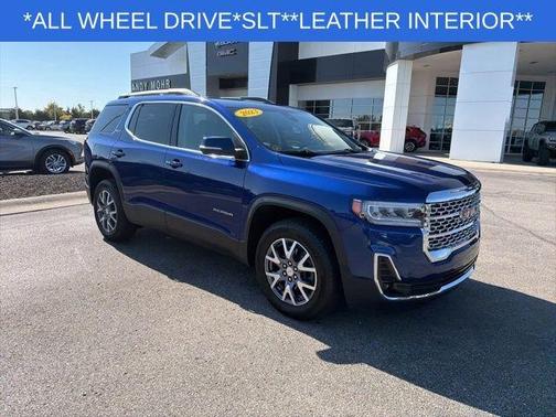 2023 GMC Acadia SLT