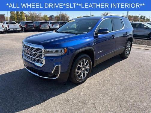 2023 GMC Acadia SLT