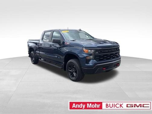 2022 Chevrolet Silverado 1500 Custom Trail Boss