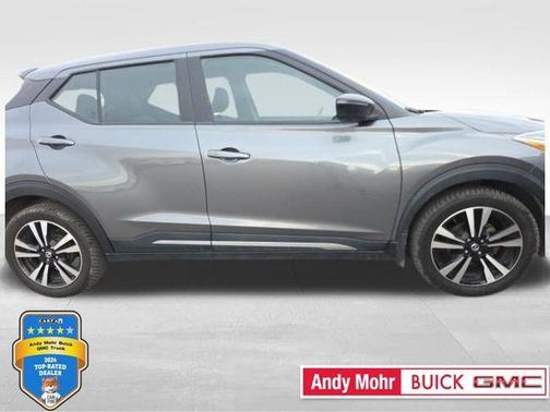 2019 Nissan Kicks SR