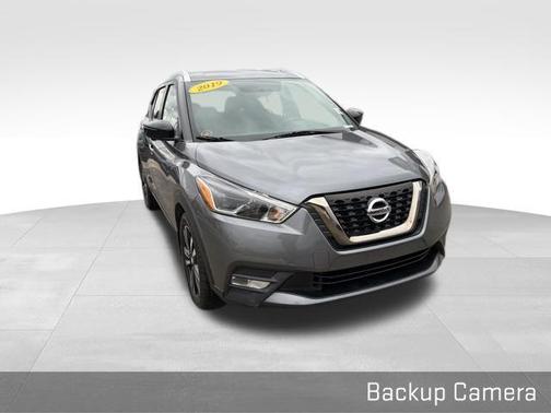 2019 Nissan Kicks SR