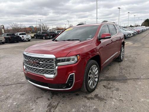 2023 GMC Acadia Denali