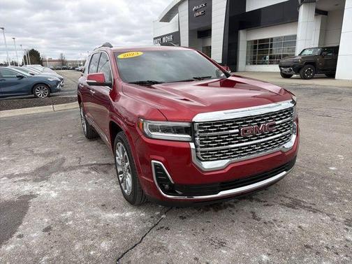 2023 GMC Acadia Denali
