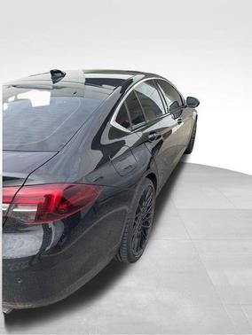 2018 Buick Regal Sportback Essence