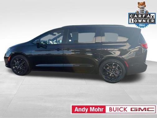 2022 Chrysler Pacifica Touring-L