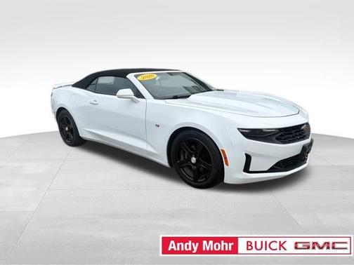 Summit White 2020 Chevrolet Camaro 1LT