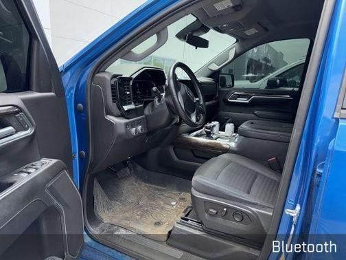 Blue Metallic 2022 GMC Sierra 1500 Elevation