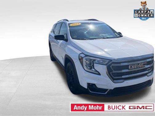 Summit White 2024 GMC Terrain AT4