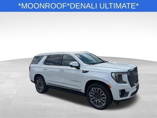 White Frost Tri-Coat 2023 GMC Yukon Denali Ultimate