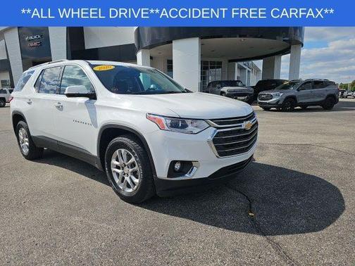 2020 Chevrolet Traverse LT Cloth