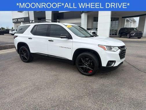 Summit White 2018 Chevrolet Traverse Premier