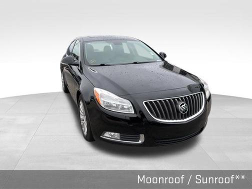 Onyx Black 2012 Buick Regal Base