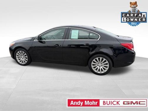 Onyx Black 2012 Buick Regal Base