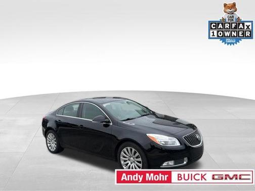 Onyx Black 2012 Buick Regal Base