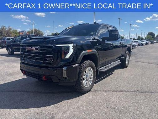 2024 GMC Sierra 2500 AT4