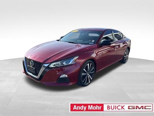 2022 Nissan Altima 2.5 SR