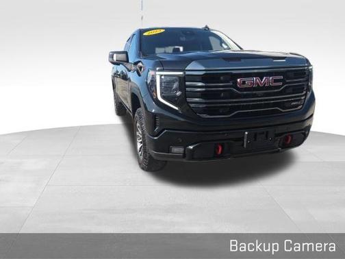 Onyx Black 2023 GMC Sierra 1500 AT4