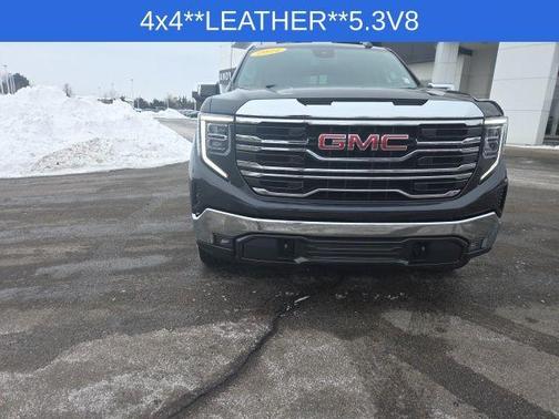 2022 GMC Sierra 1500 SLT