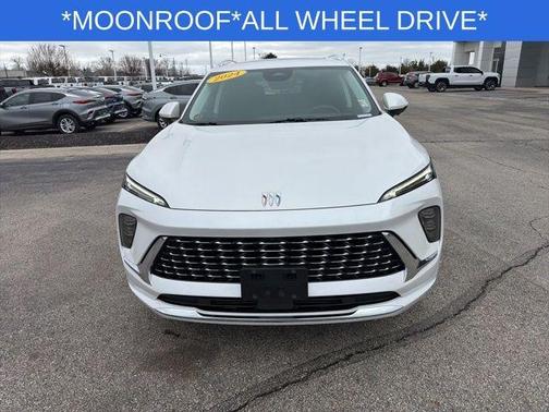 White Frost 2024 Buick Envision Avenir