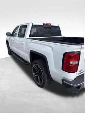 Summit White 2018 GMC Sierra 1500 SLE