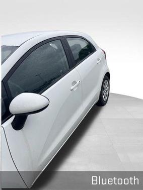 White 2012 Kia Rio5 LX