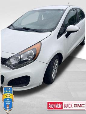 White 2012 Kia Rio5 LX