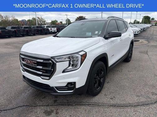 Summit White 2023 GMC Terrain AT4