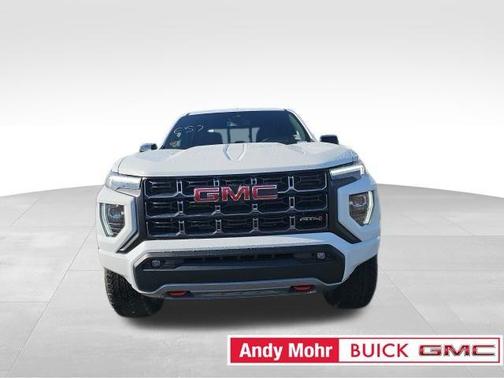 2025 GMC Canyon AT4