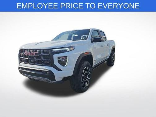 2025 GMC Canyon AT4