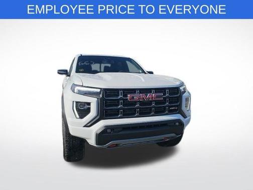 2025 GMC Canyon AT4
