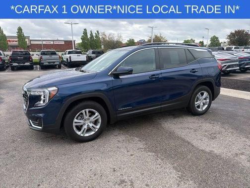 Marine Metallic 2023 GMC Terrain SLE