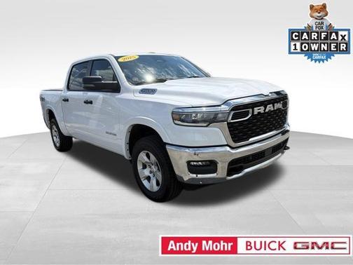 Bright White Clearcoat 2025 RAM 1500 Big Horn/Lone Star