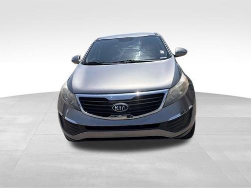 Mineral Silver 2011 Kia Sportage LX