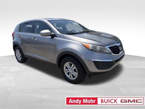 Mineral Silver 2011 Kia Sportage LX