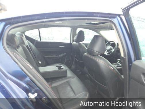 Deep Blue Pearl 2021 Nissan Altima 2.0 SR