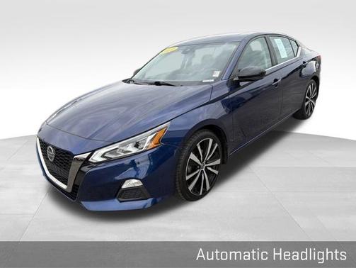 Deep Blue Pearl 2021 Nissan Altima 2.0 SR