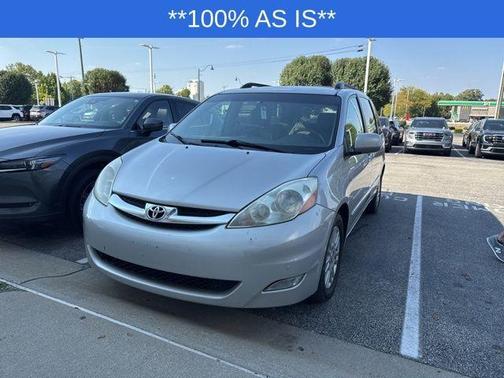 2010 Toyota Sienna XLE