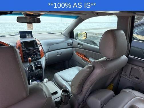 2010 Toyota Sienna XLE