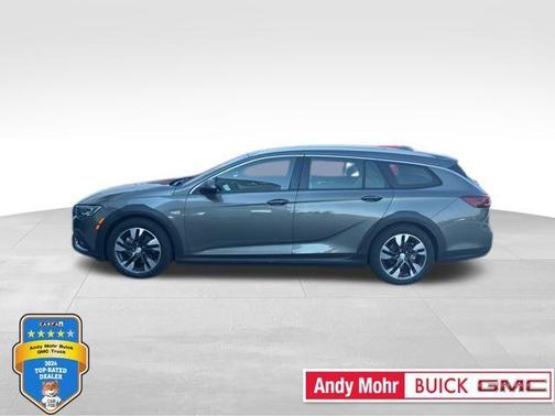 2019 Buick Regal TourX Essence
