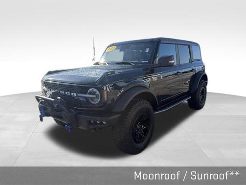 Shadow Black 2023 Ford Bronco Wildtrak