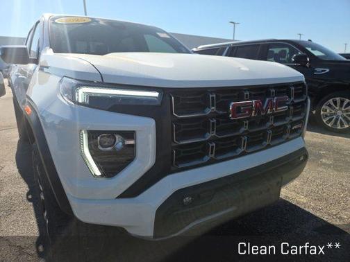 2025 GMC Canyon AT4