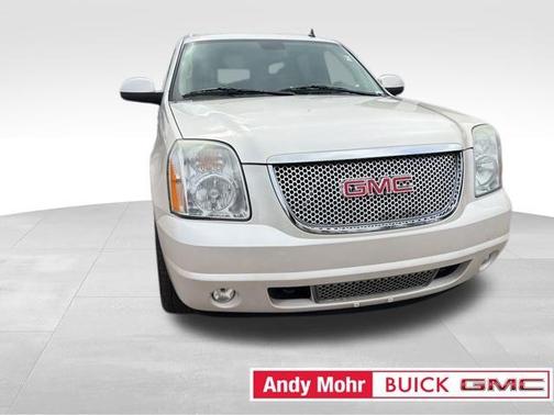 2009 GMC Yukon XL 1500 Denali