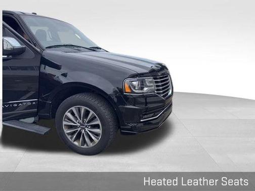 2017 Lincoln Navigator Select