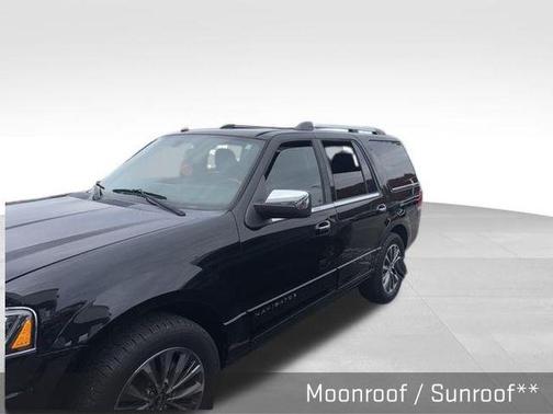 2017 Lincoln Navigator Select