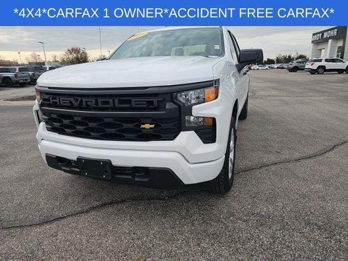 Summit White 2023 Chevrolet Silverado 1500 Custom