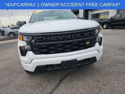 Summit White 2023 Chevrolet Silverado 1500 Custom